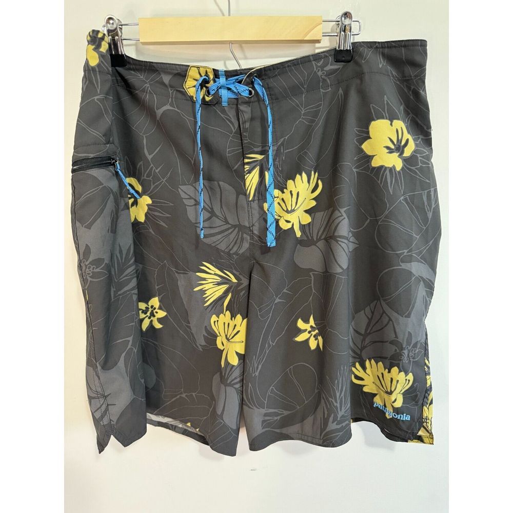 Patagonia Swim‎ Trunks Adult 38 Wavefarer Board Shorts Grey Floral Mens XL